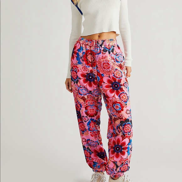 Free People Pants - Free People Sun Valley Velvet Pants. Small. NWT